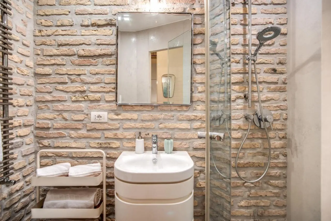 Pgrhome Borgo Vittorio Rome 0*,  Italy